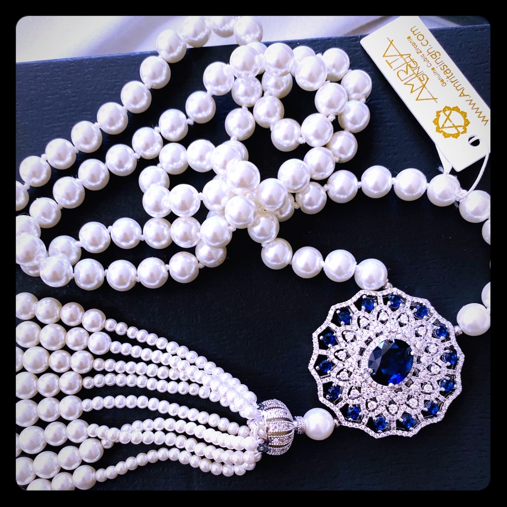 STUNNING FASHION NECKLACE genuine cubic zirconia